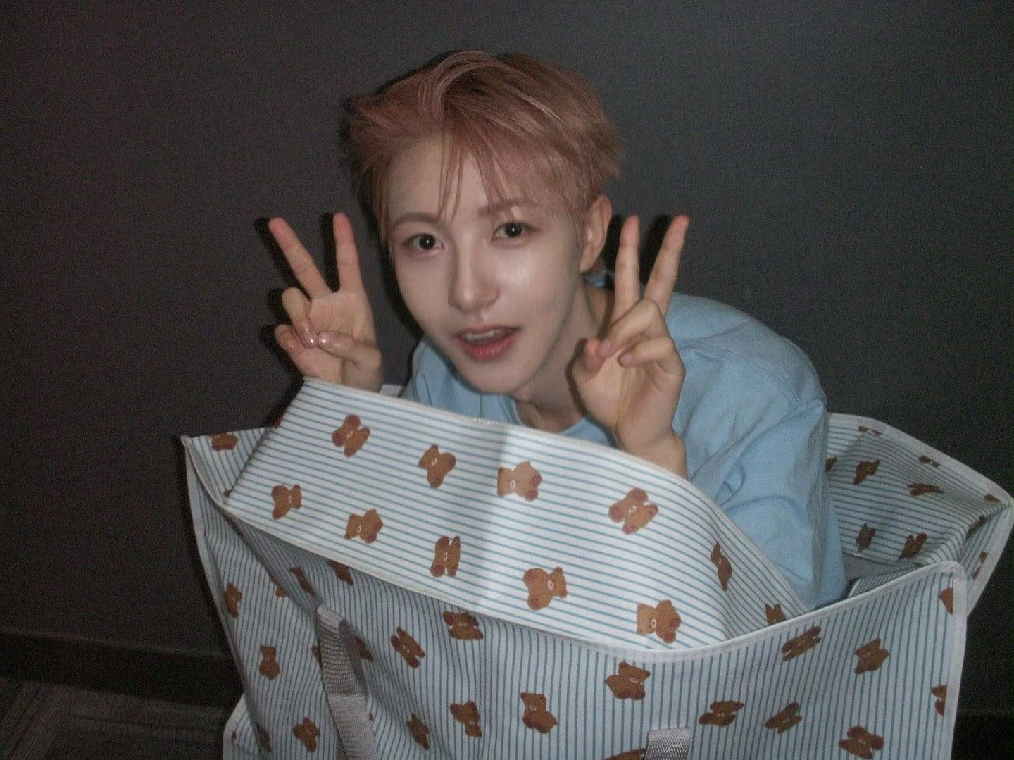 Behind-the-scenes cut of Renjun (NCT DREAM)