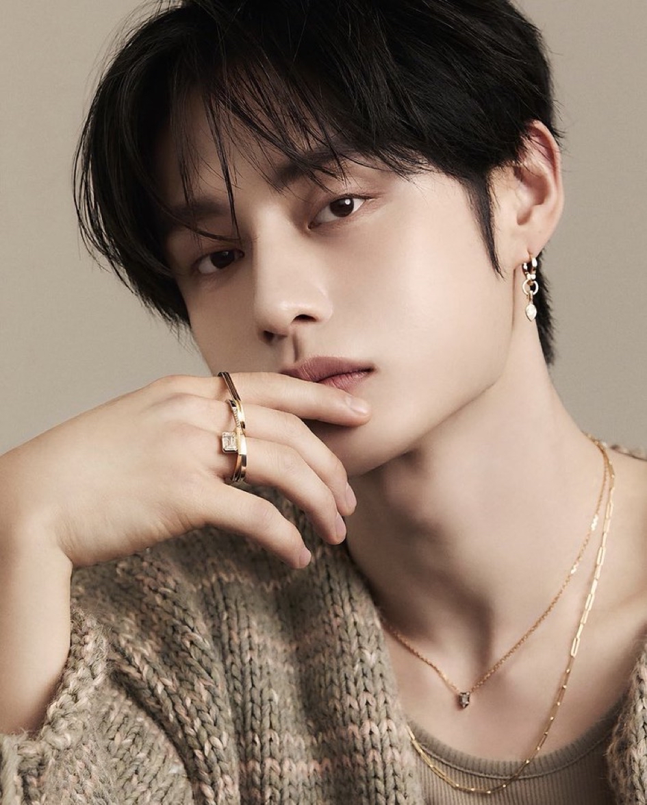 Latest photo of Kim Jiwoong (ZEROBASEONE)