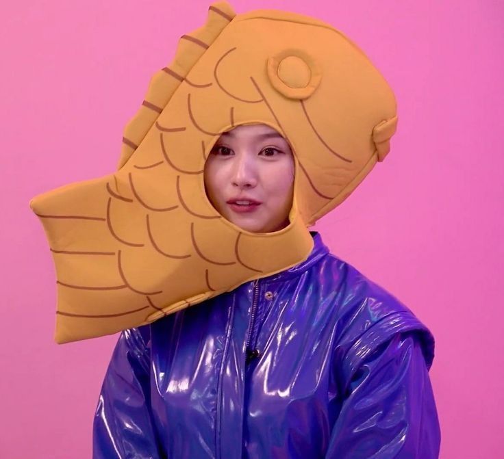Sana (TWICE)的最新照片