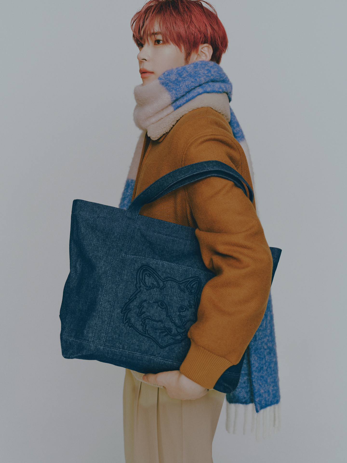 Recent activity shot of Sung Hanbin (ZEROBASEONE)