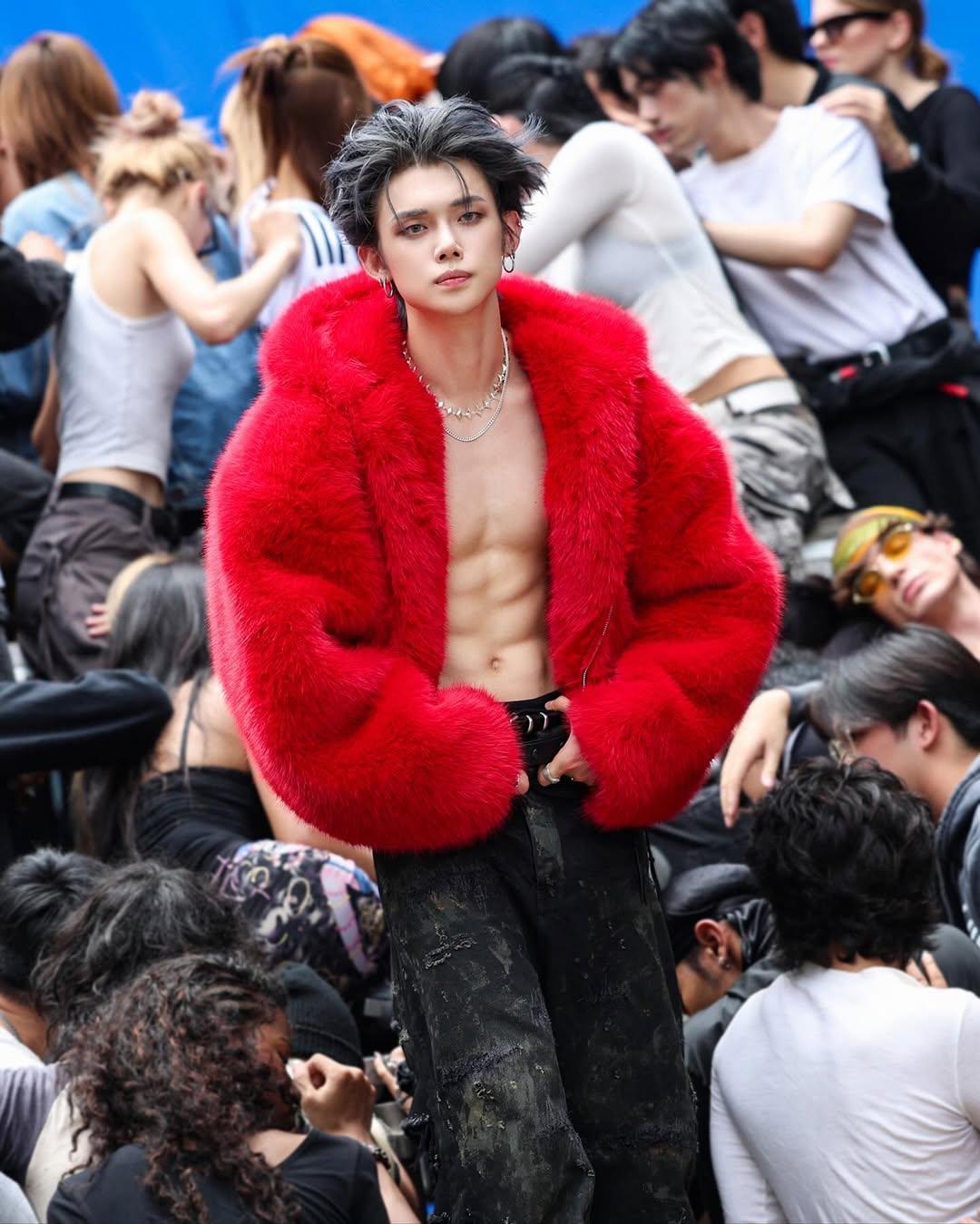 Latest photo of Yeonjun (TOMORROW X TOGETHER)