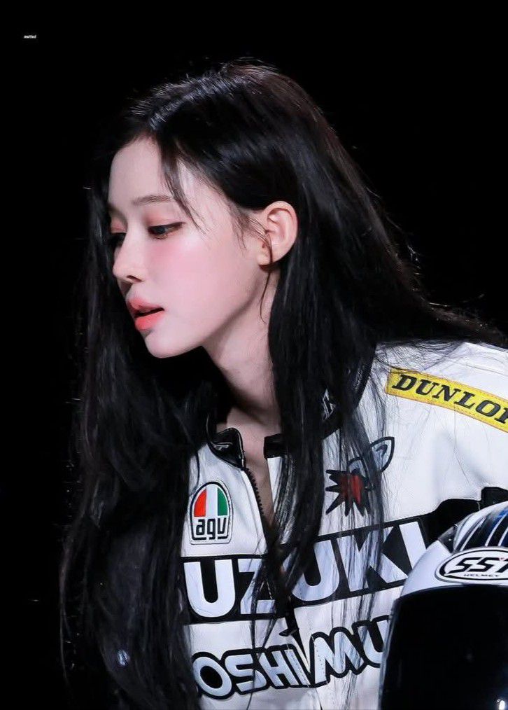 윈터 (에스파)의 최신 사진