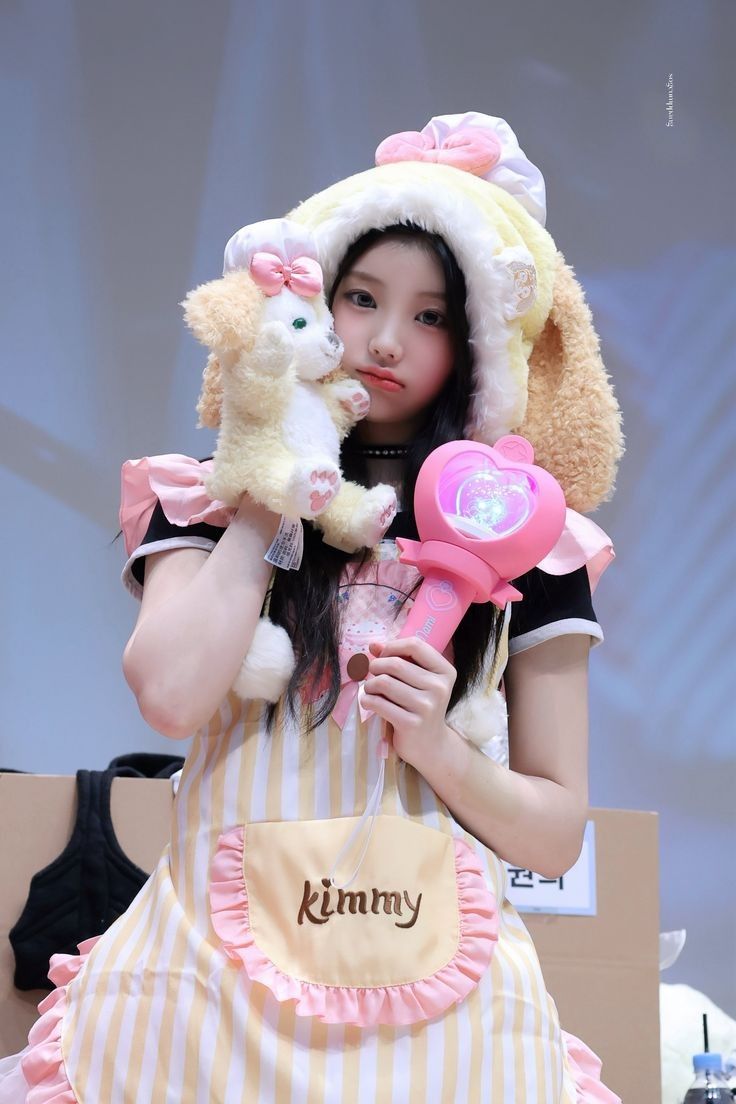 Latest photo of Wonhee (ILLIT)