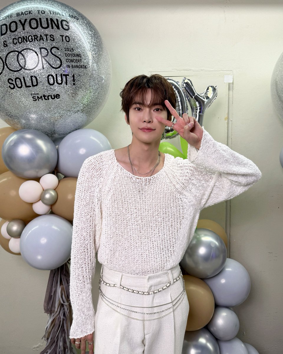 Behind-the-scenes cut of NCT