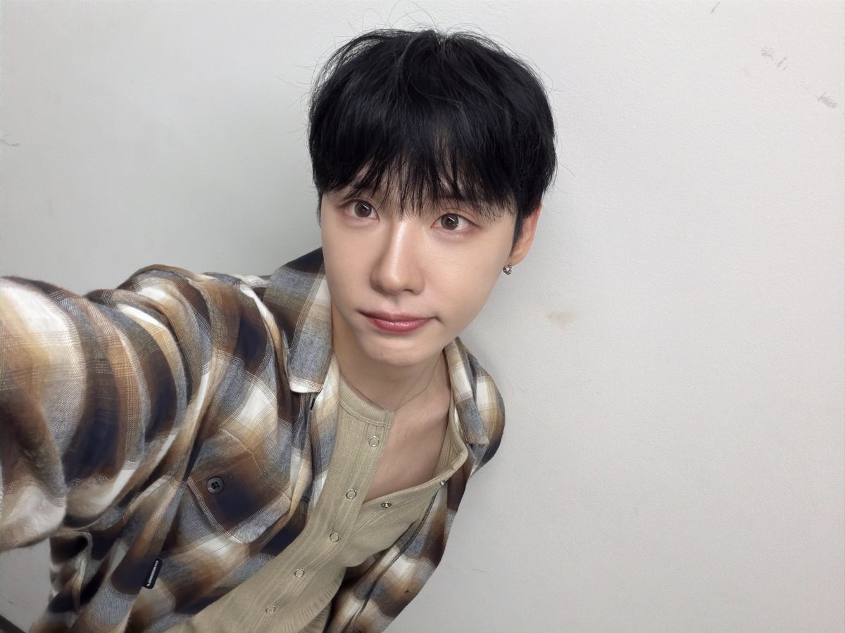A moment captured by AB6IX's fan