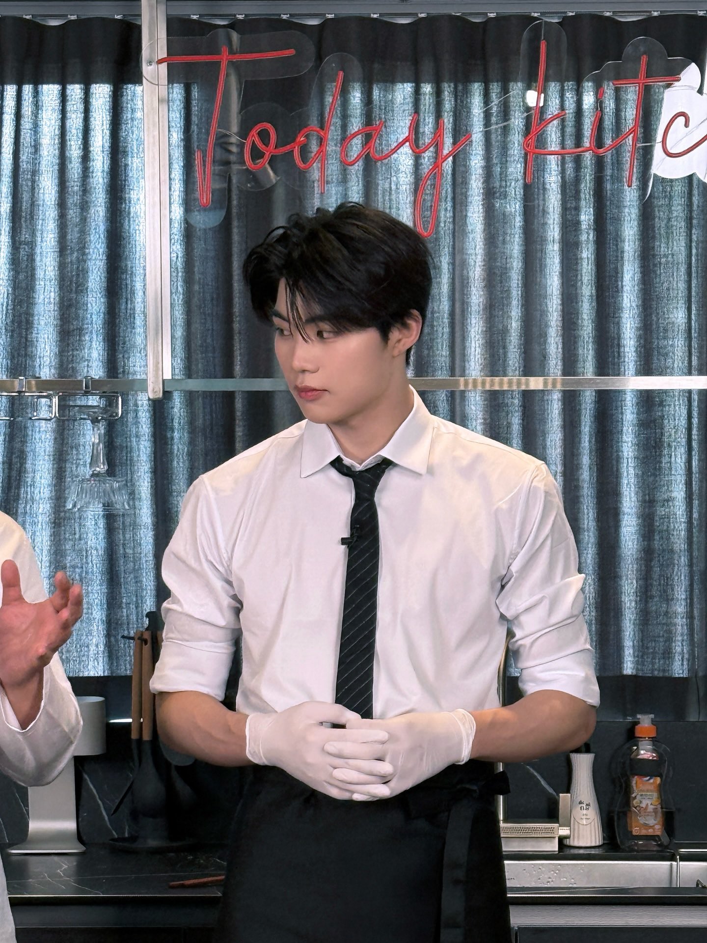 Recent activity shot of Park Gunwook (ZEROBASEONE)