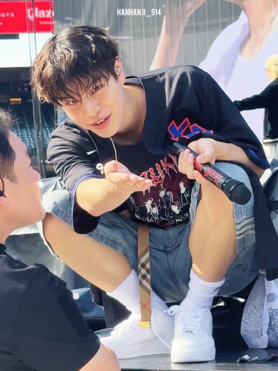 Latest photo of Seungmin (Stray Kids)