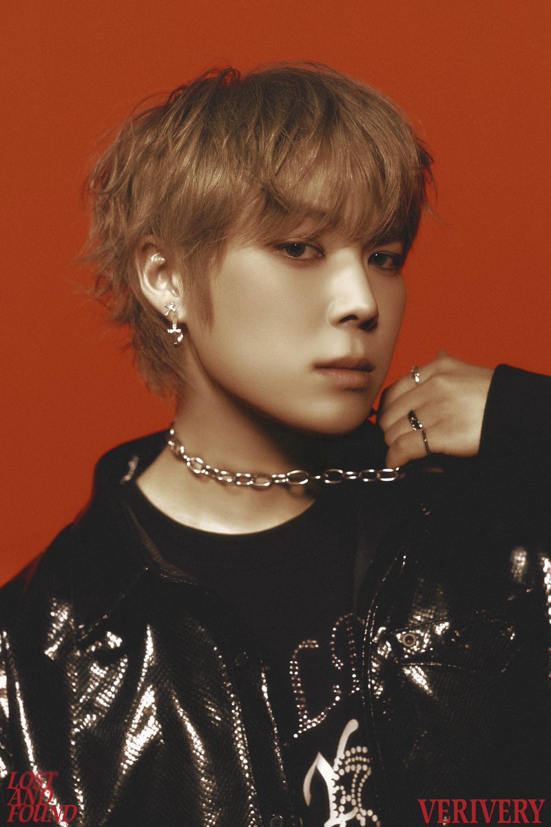 Recent activity shot of VERIVERY