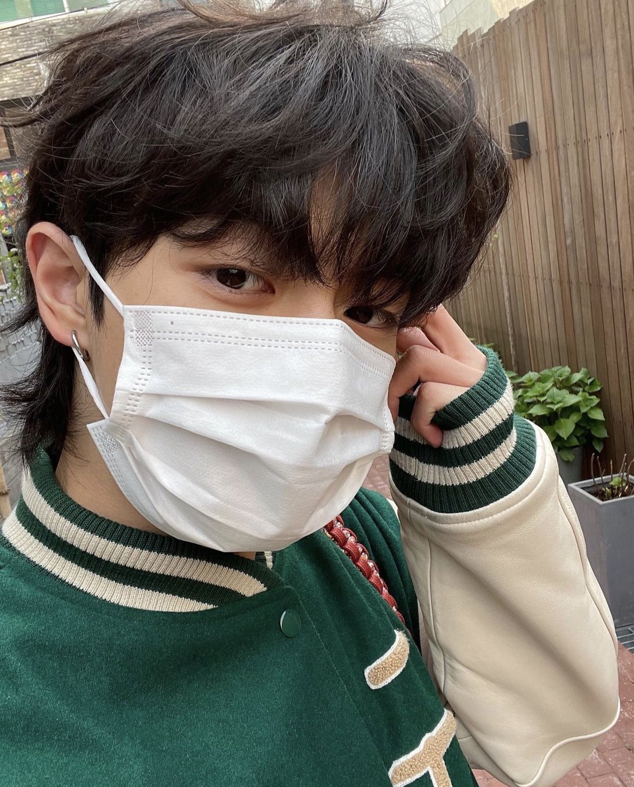 Behind-the-scenes cut of Lee Leo (ALPHA DRIVE ONE)