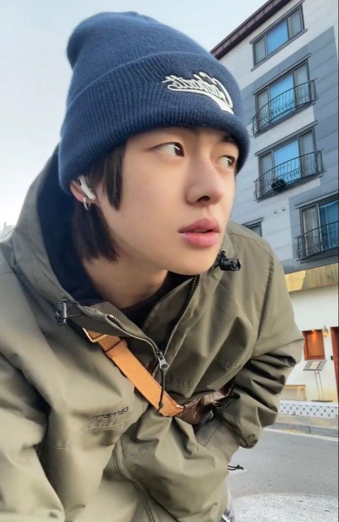 Recent activity shot of Lee Leo (ALPHA DRIVE ONE)