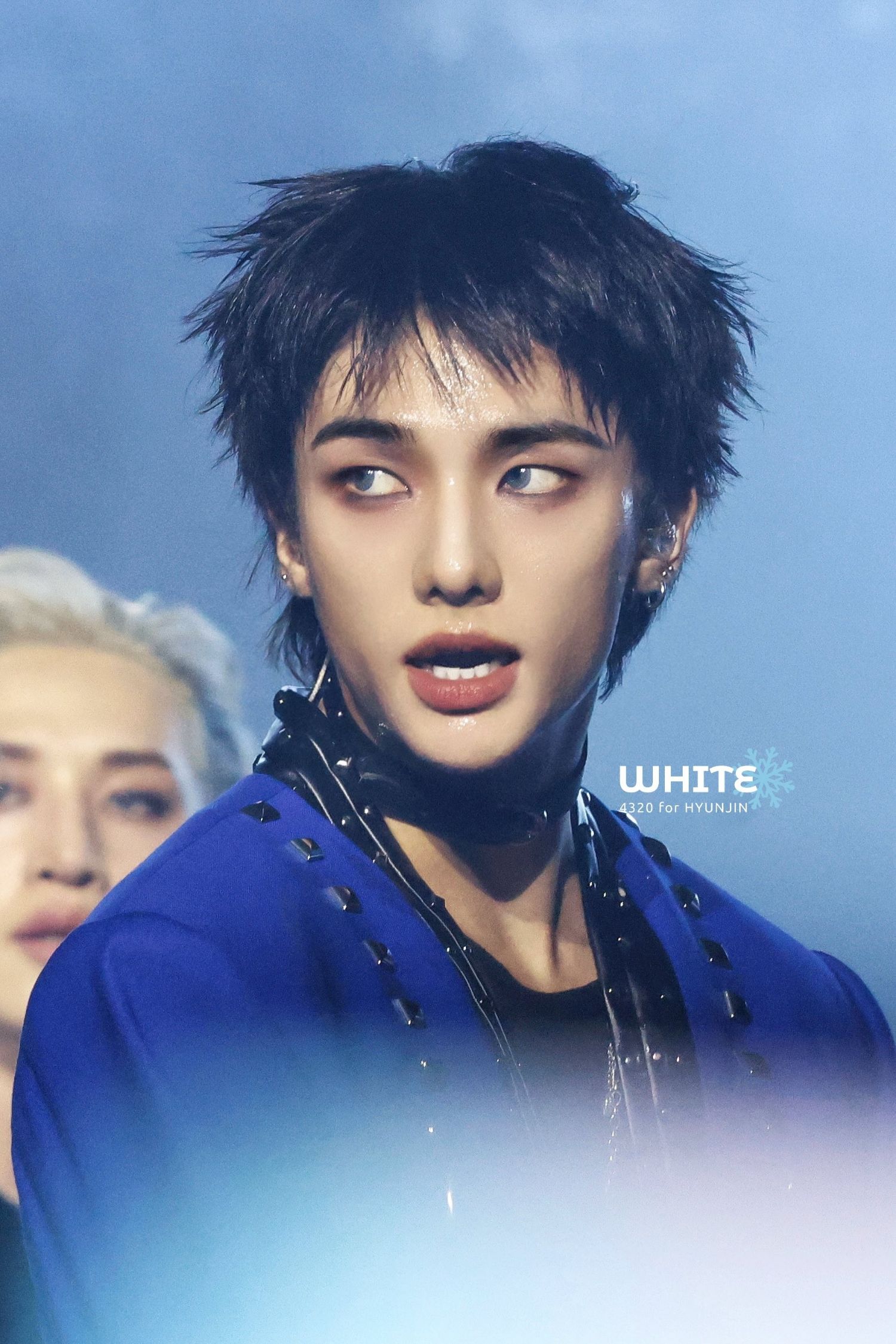 Latest photo of Hyunjin (Stray Kids)