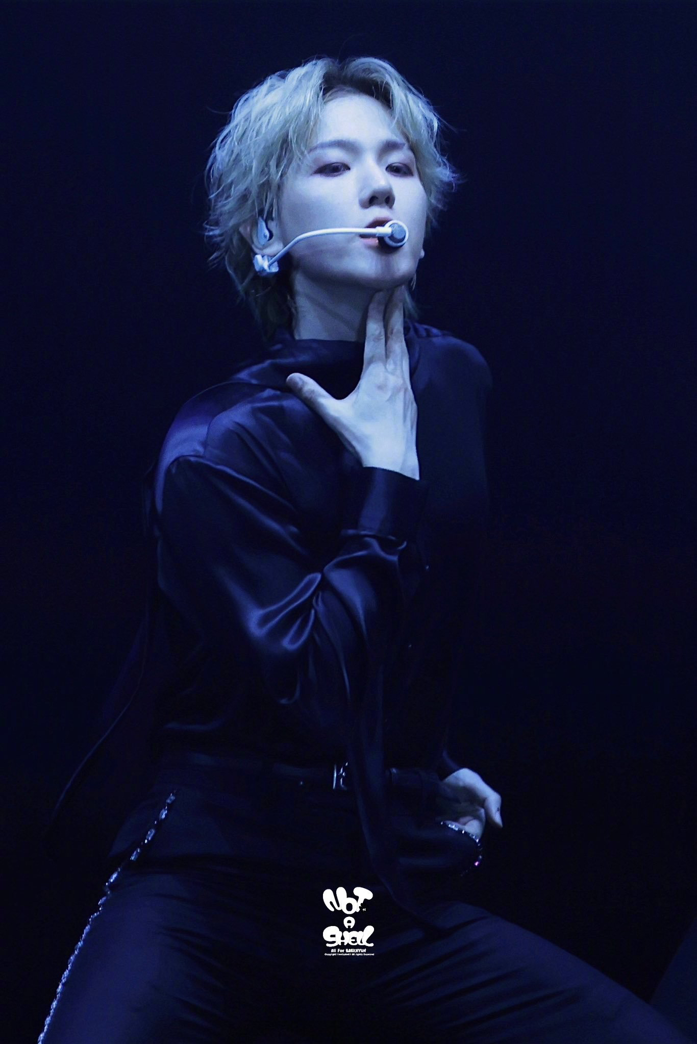 ベクヒョン (EXO)の最新写真