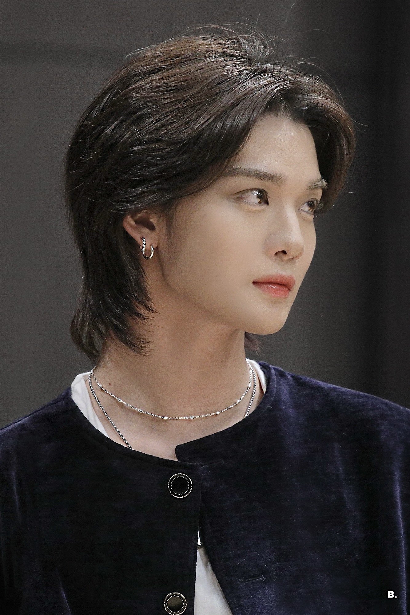 Behind-the-scenes cut of Bae Jinyoung