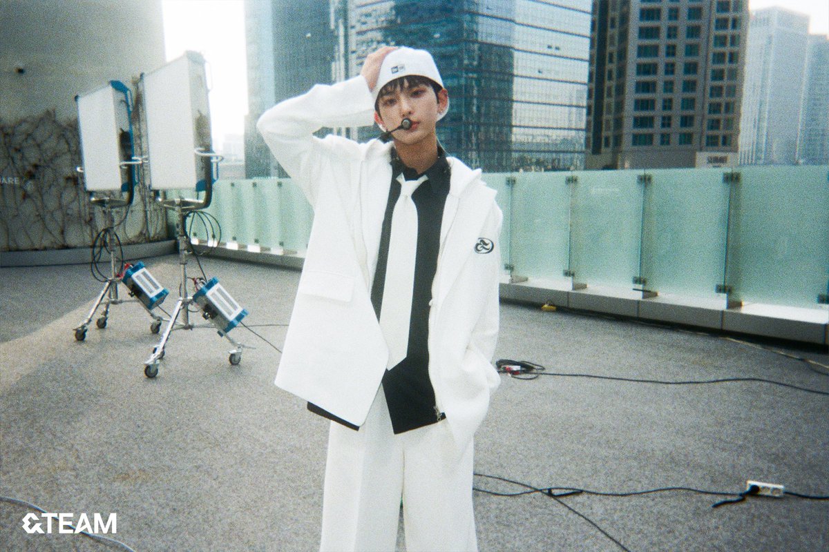 A moment captured by &TEAM's fan