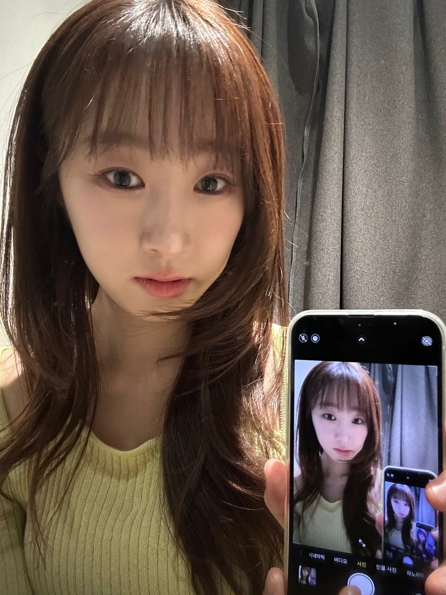 Behind-the-scenes cut of WJSN
