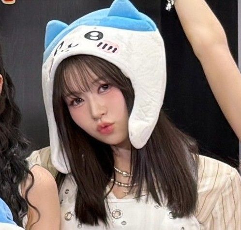 Foto terbaru Kasahara Momona (ME:I)