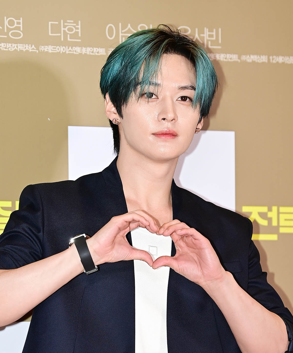Recent activity shot of Lee Know (Stray Kids)