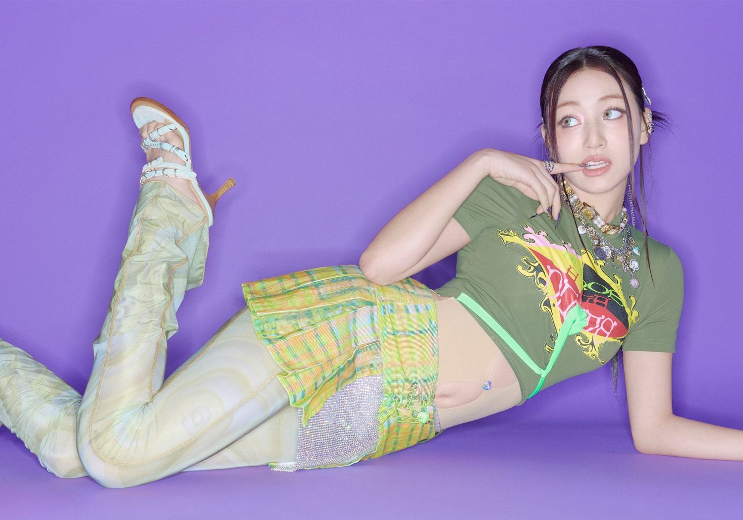 Behind-the-scenes cut of Jihyo (TWICE)