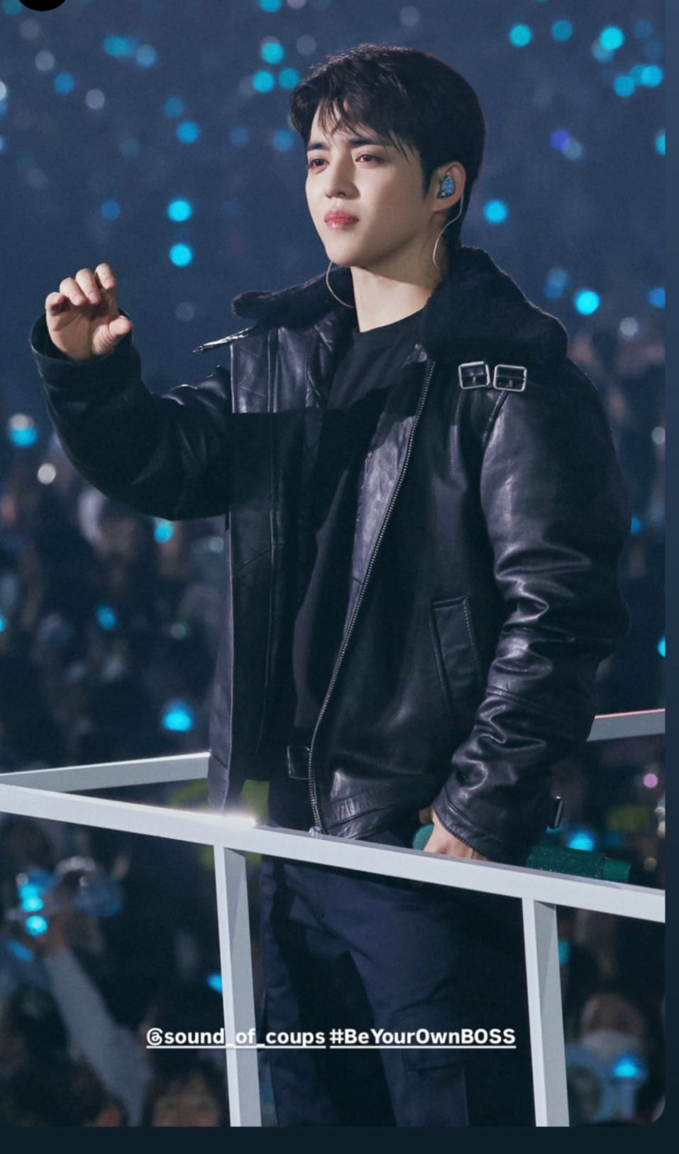 A heartfelt wallpaper shared by S.Coups (SEVENTEEN)'s fans