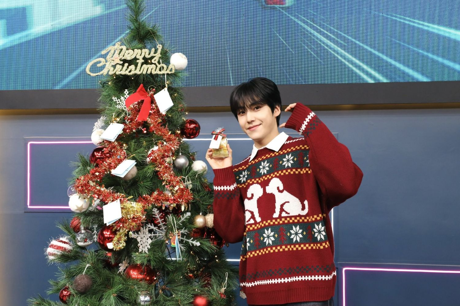 Behind-the-scenes cut of Lee Eunsang (YOUNITE)