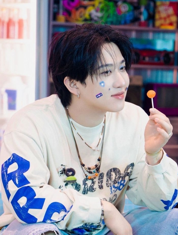 A moment captured by Changbin (Stray Kids)'s fan