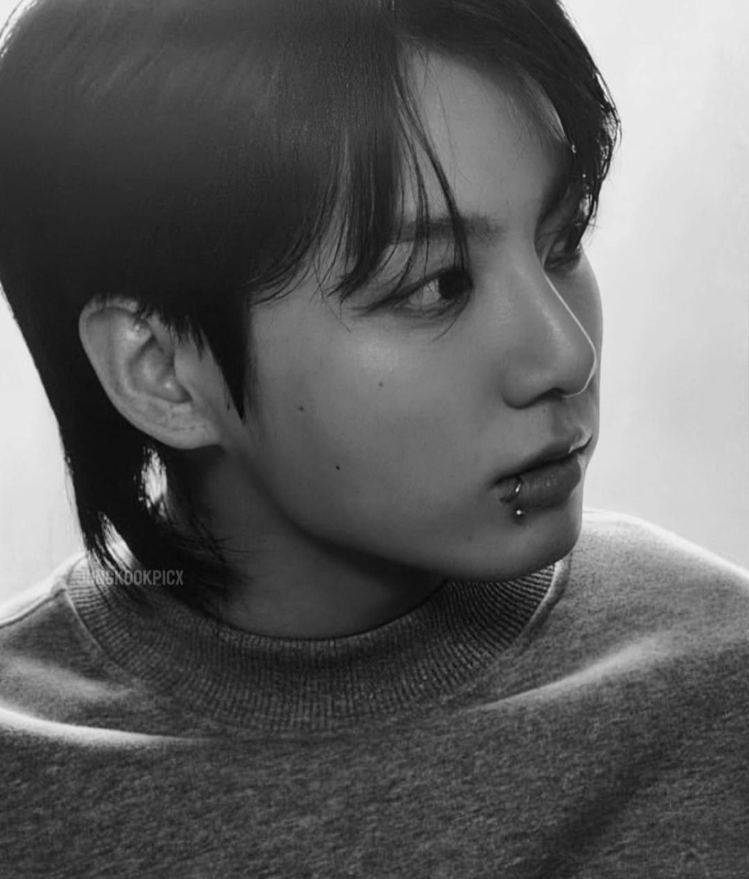 Latest photo of Jungkook (BTS)