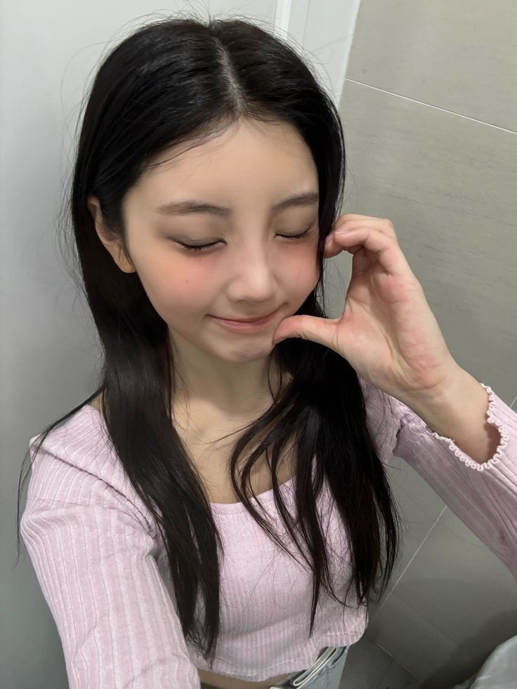 Latest photo of Wonhee (ILLIT)