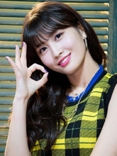 Potret di balik layar Momo (TWICE)