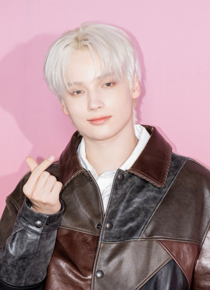Behind-the-scenes cut of HueningKai (TOMORROW X TOGETHER)