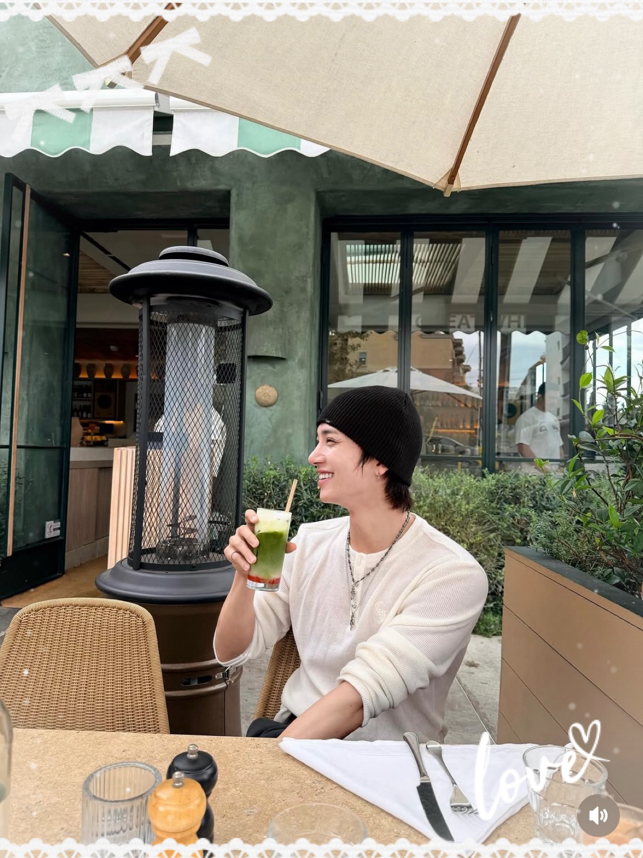 A moment captured by Joshua (SEVENTEEN)'s fan
