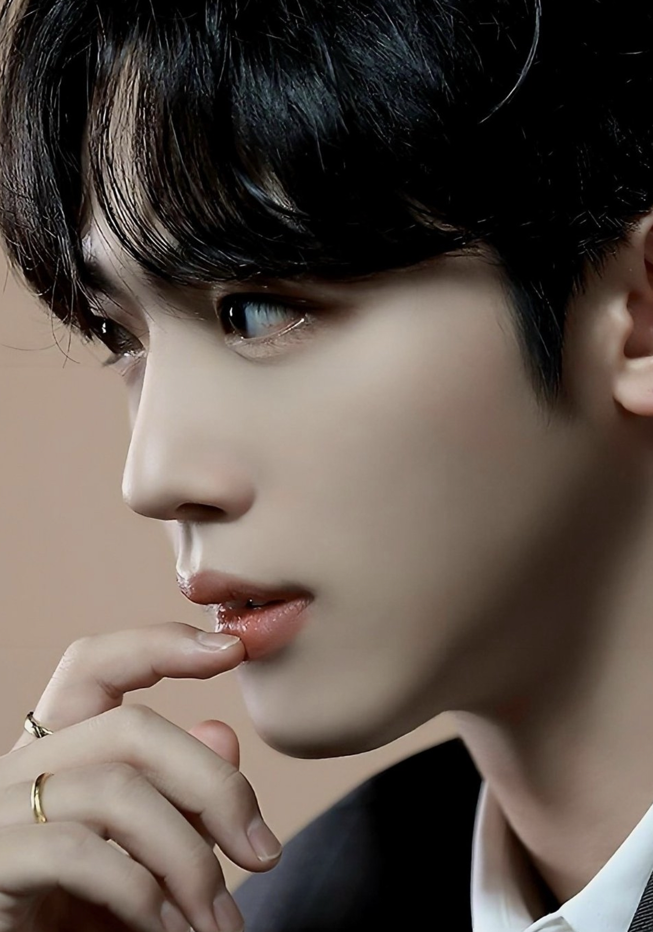 Behind-the-scenes cut of Kim Yohan (WEi)