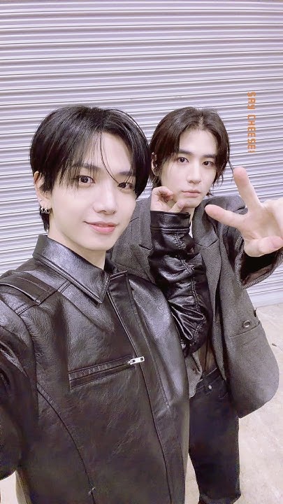 Behind-the-scenes cut of Leehan (BOYNEXTDOOR)