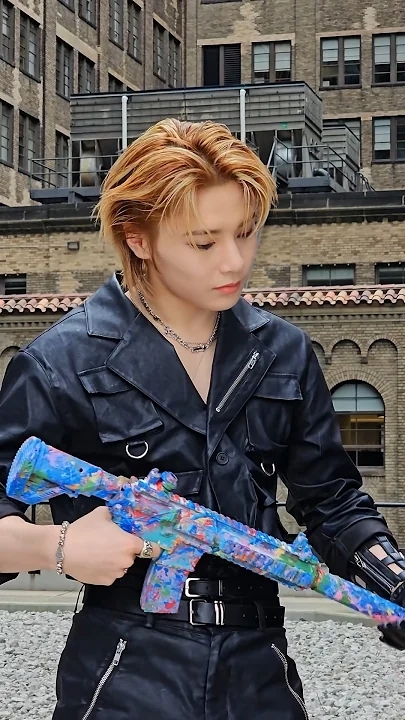Today's most popular wallpaper in the Stray Kids community