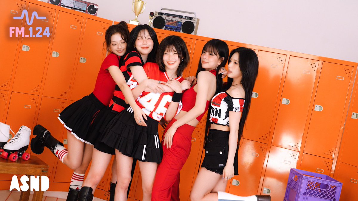 A moment captured by fromis (9)'s fan