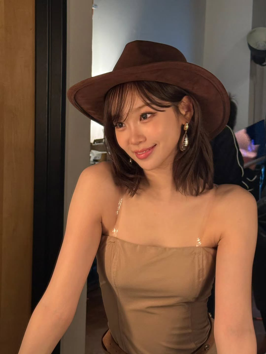 Latest photo of Kim Chaewon (LE SSERAFIM)