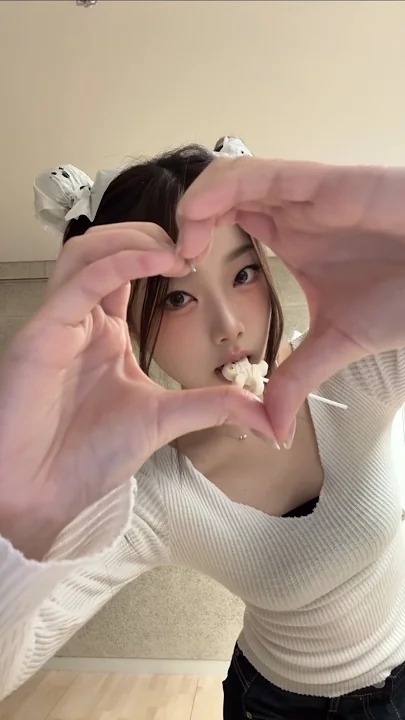 Momen yang diabadikan oleh penggemar SECRET NUMBER