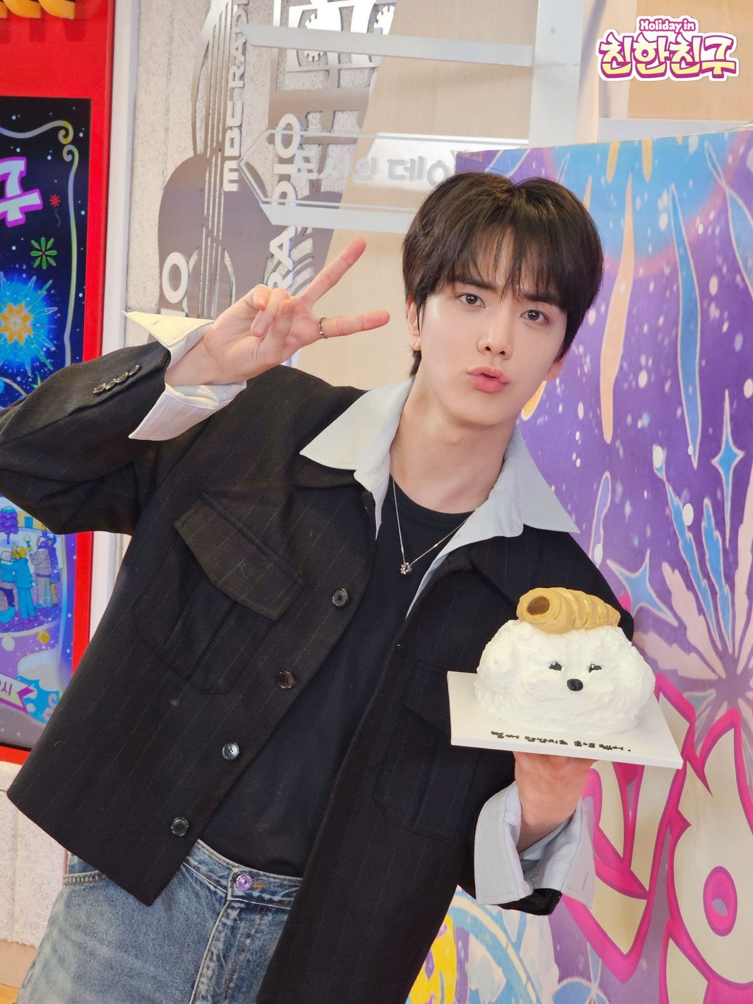 Latest photo of Younghoon (THE BOYZ)
