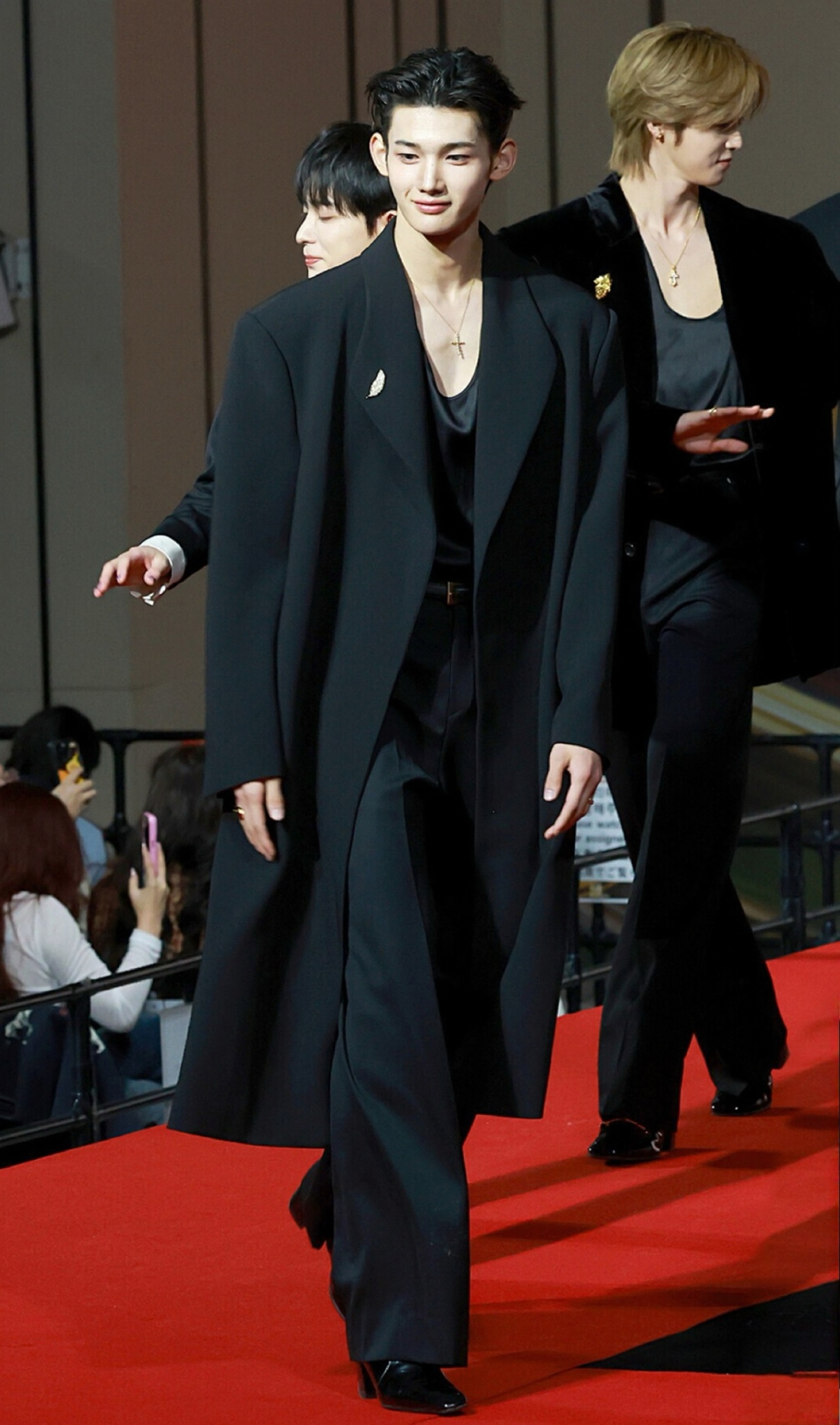 Latest photo of Jo (&TEAM)