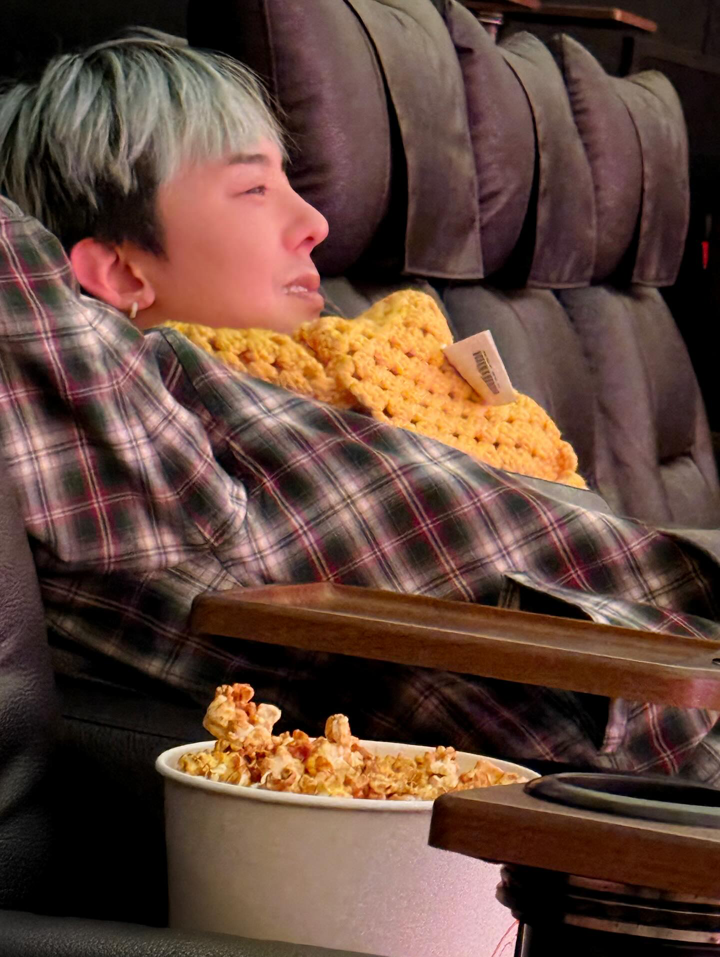 Foto aktivitas terbaru G-DRAGON (BIGBANG)