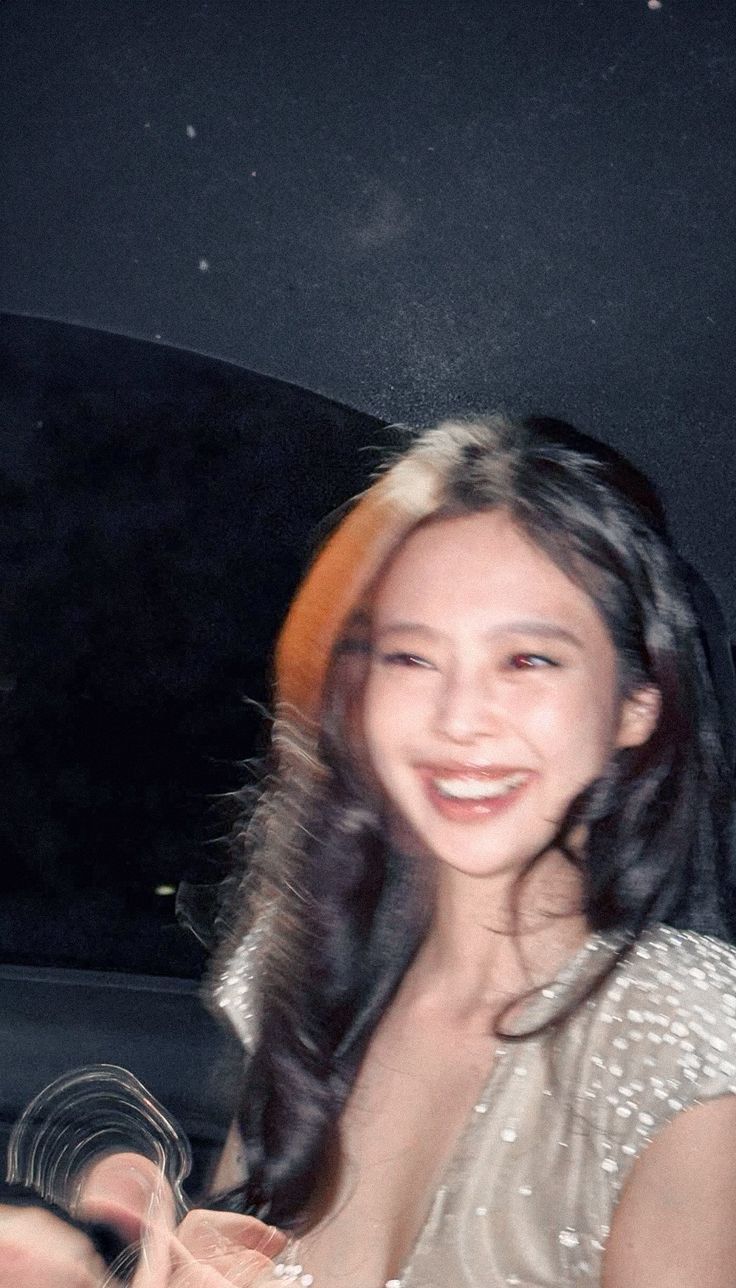 최애 팬덤이 추천하는 제니 (BLACKPINK) 배경 이미지