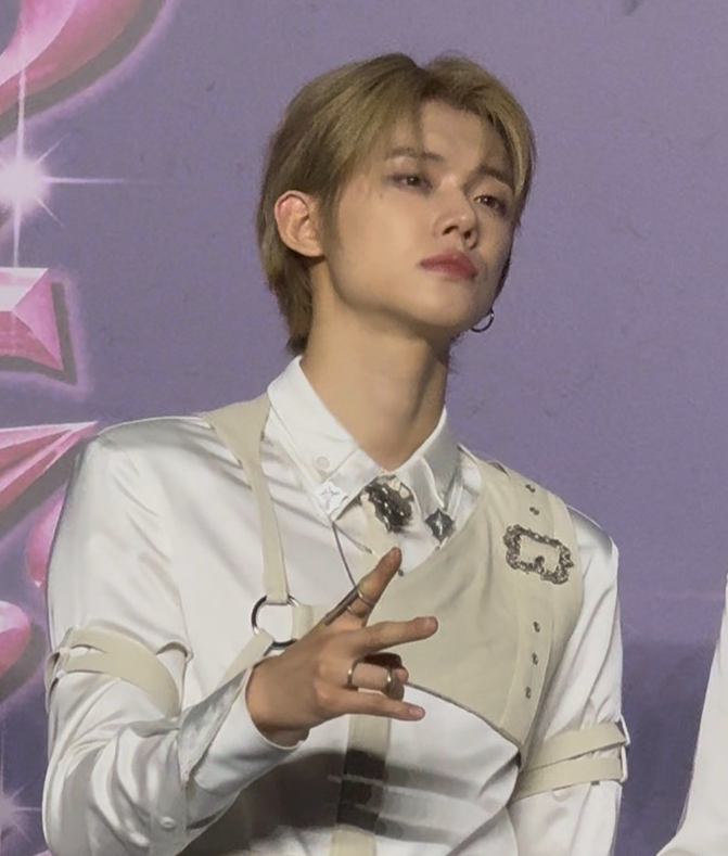 Recent activity shot of Yeonjun (TOMORROW X TOGETHER)