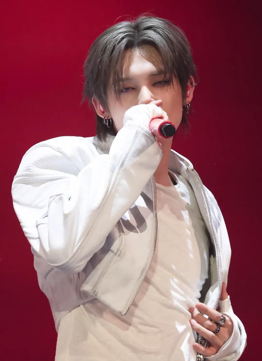 Foto terbaru Yeonjun (TOMORROW X TOGETHER)