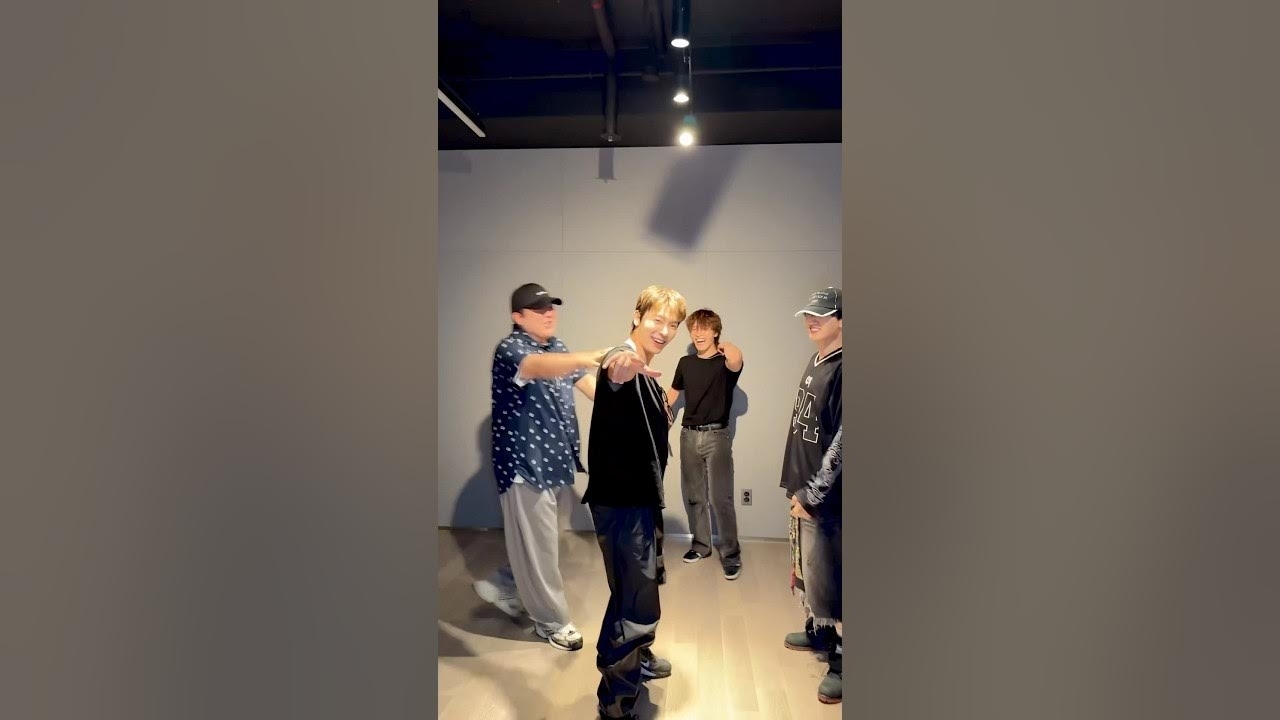 A moment captured by SEVENTEEN's fan