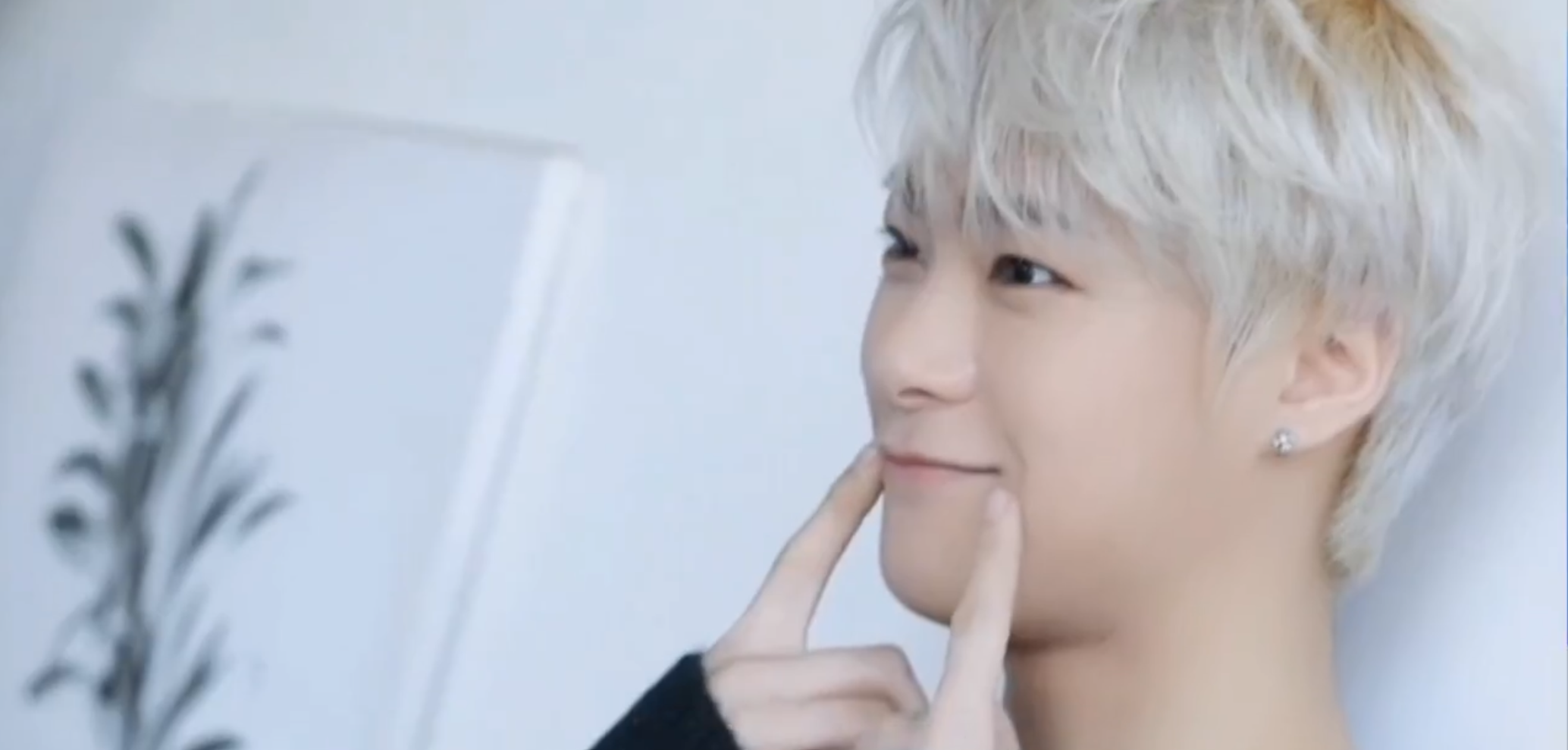 ムンビン (ASTRO)の最近の活動写真