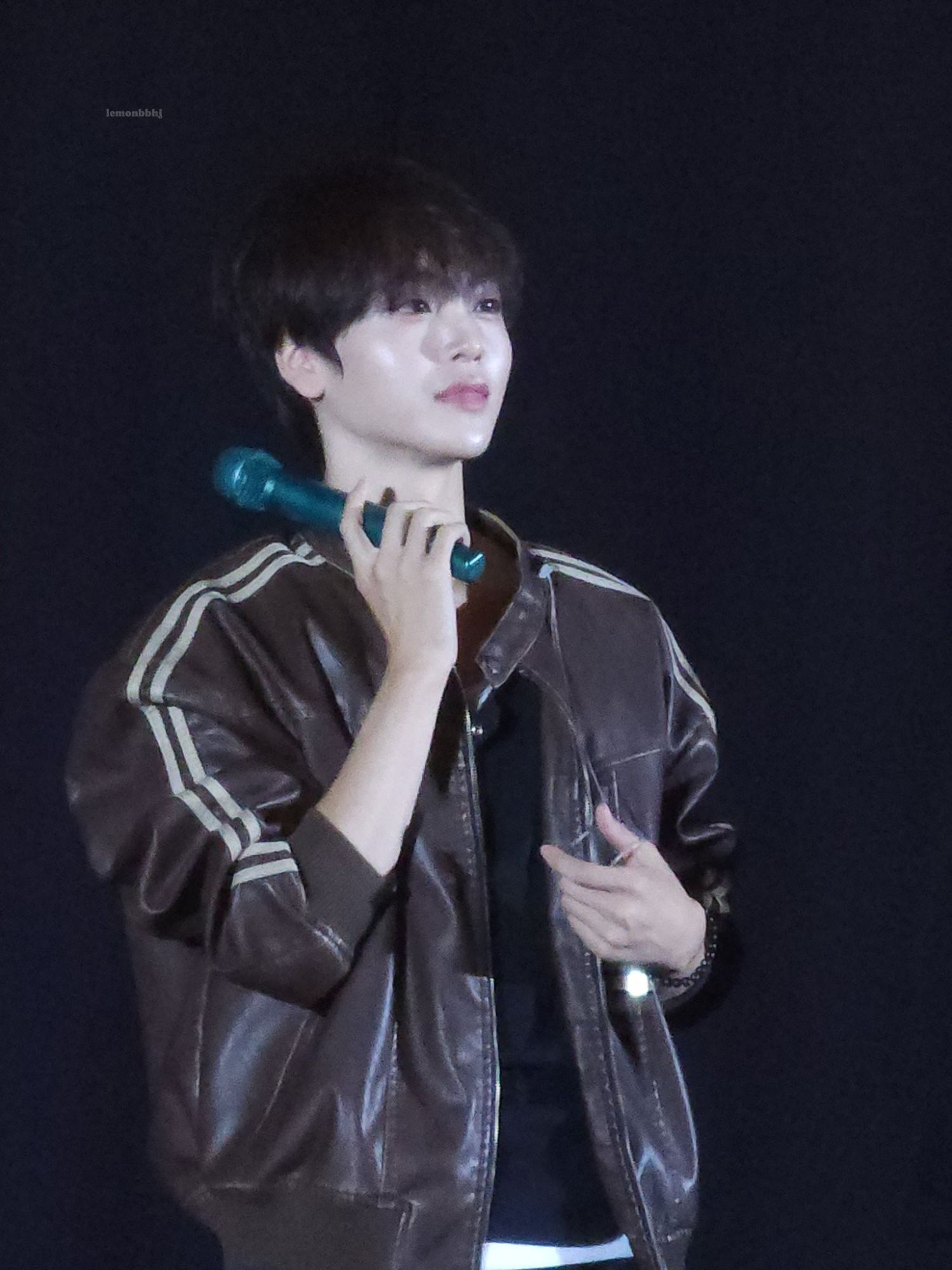 亨俊 (CRAVITY)的最新照片