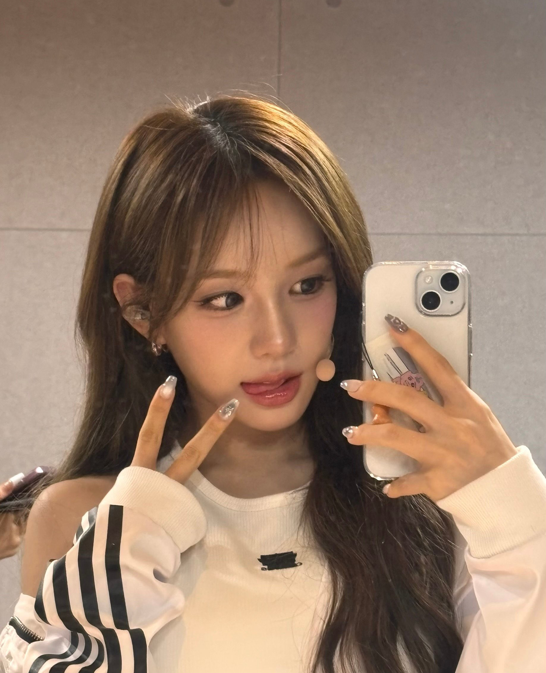 유사랑 (izna)의 최신 사진