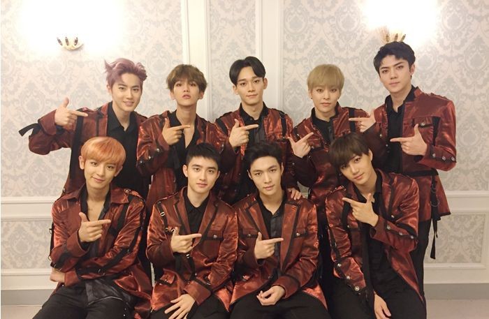 Behind-the-scenes cut of EXO