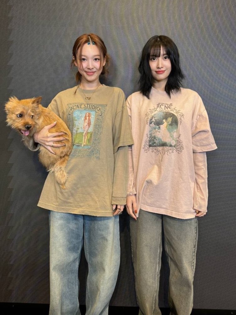 Latest photo of Momo (TWICE)