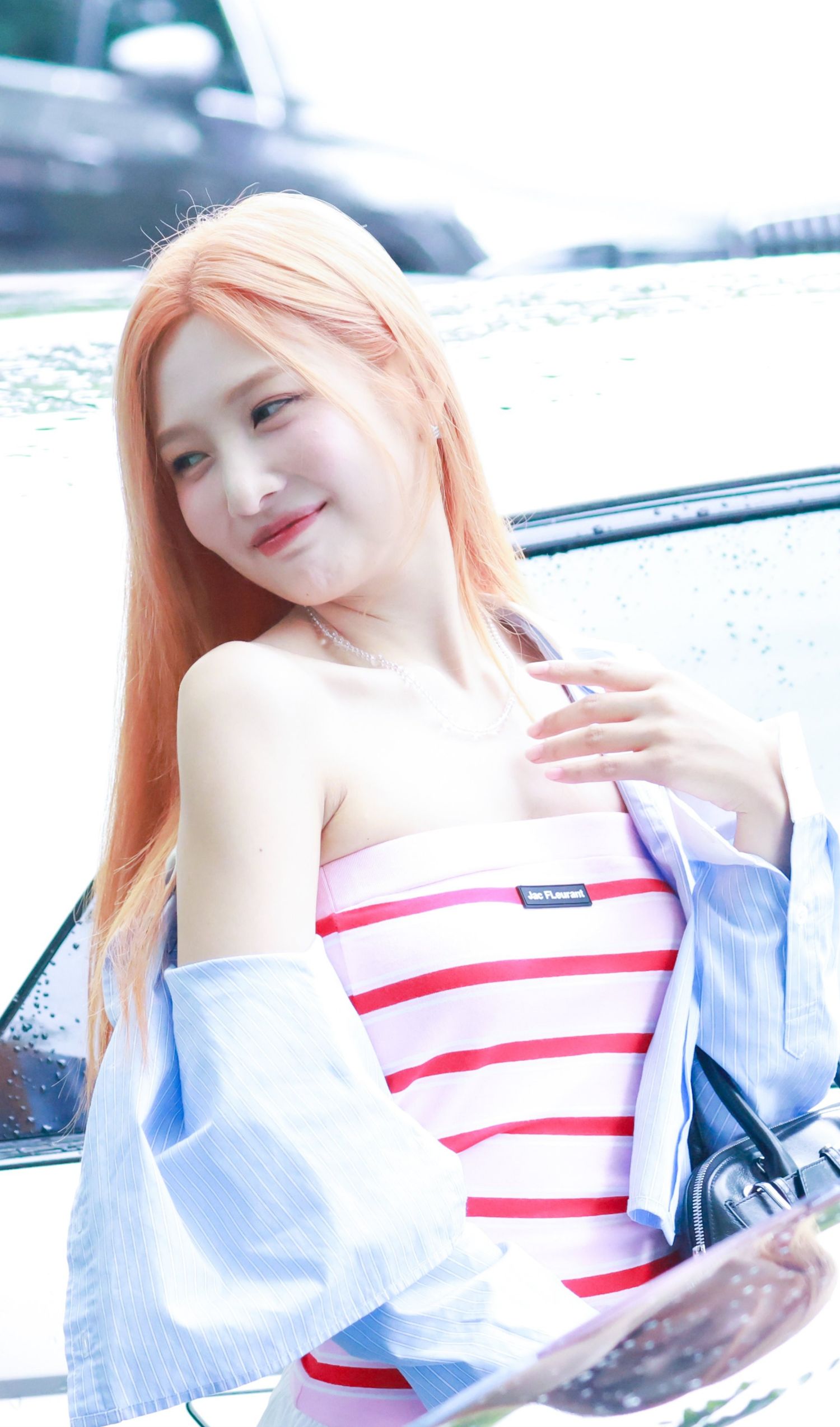 Recent activity shot of Joy (Red Velvet)