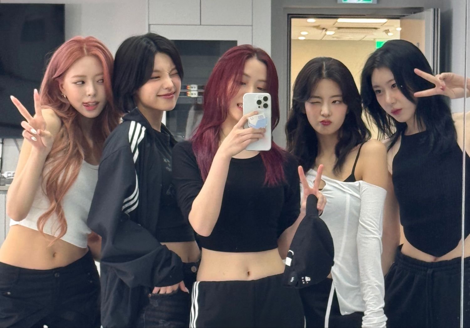 Recent activity shot of ITZY
